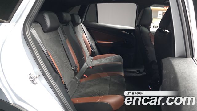Volkswagen ID.4 2022 — photo 16