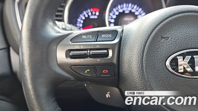 Kia K5 2014 — photo 23