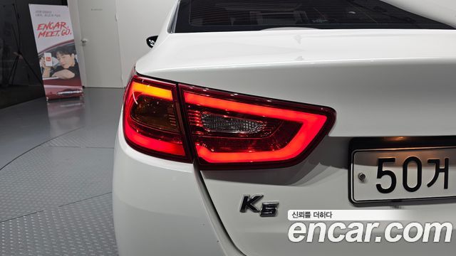 Kia K5 2014 — photo 9