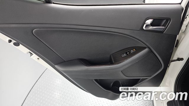 Kia K5 2014 — photo 15