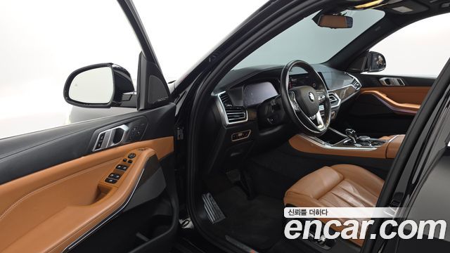 BMW X5 2019 — photo 13