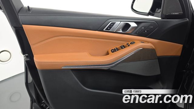 BMW X5 2019 — photo 14