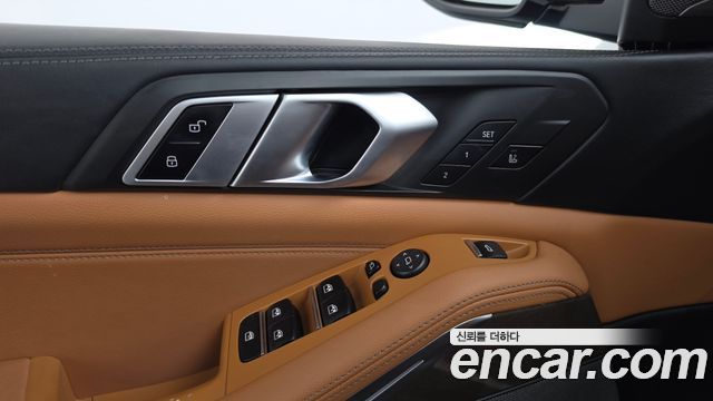 BMW X5 2019 — photo 27