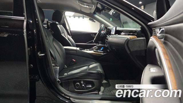 Kia K9 2022 — photo 16