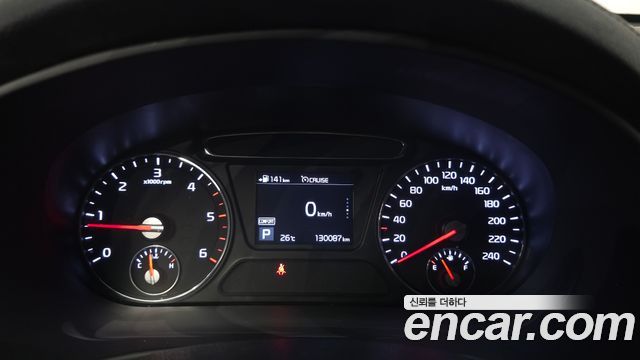 Kia Sorento 2018 — photo 11
