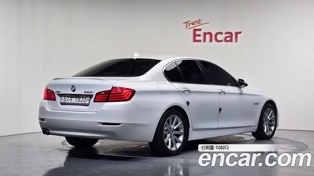 BMW 5-Series 2014 — photo 2