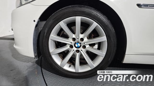 BMW 5-Series 2014 — photo 5