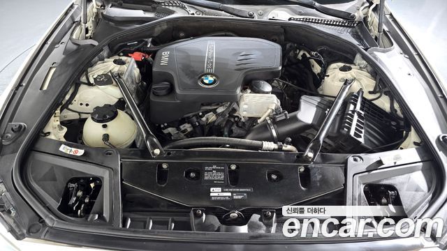 BMW 5-Series 2014 — photo 6