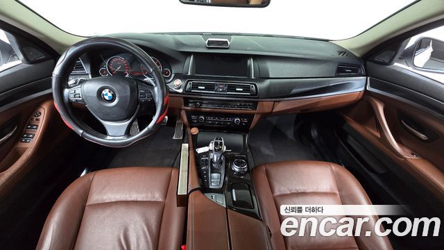BMW 5-Series 2014 — photo 10
