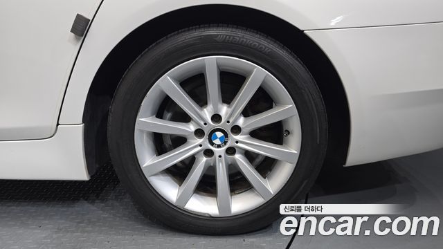 BMW 5-Series 2014 — photo 7