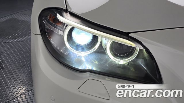 BMW 5-Series 2014 — photo 8