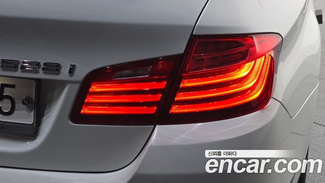 BMW 5-Series 2014 — photo 9