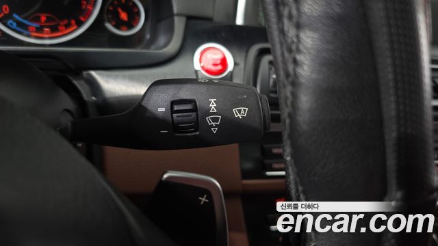 BMW 5-Series 2014 — photo 28