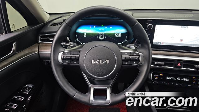Kia K5 2022 — photo 20