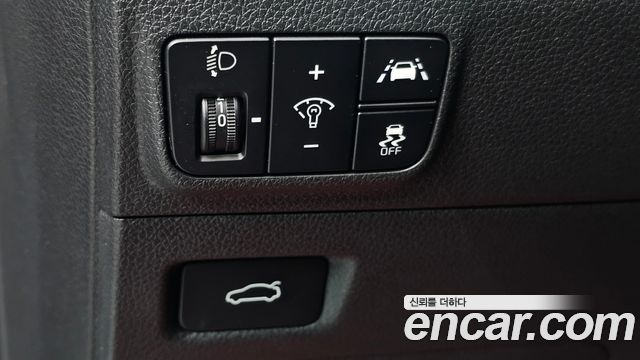 Kia K5 2022 — photo 26