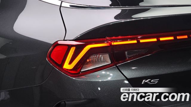 Kia K5 2022 — photo 9