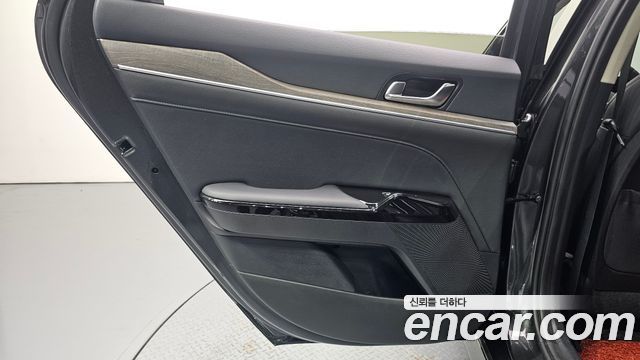Kia K5 2022 — photo 15