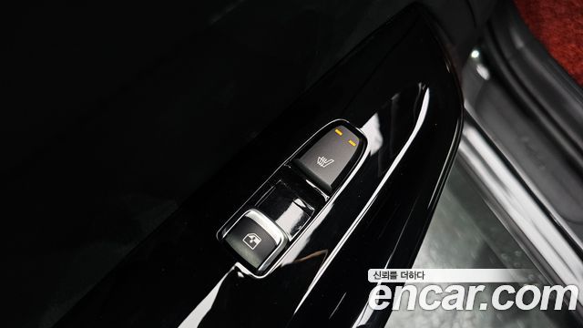 Kia K5 2022 — photo 28