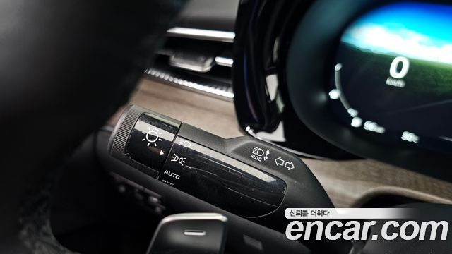 Kia K5 2022 — photo 30