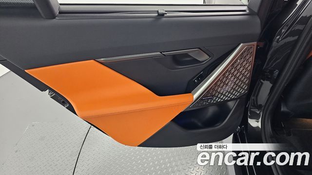 BMW M5 2026 — photo 15