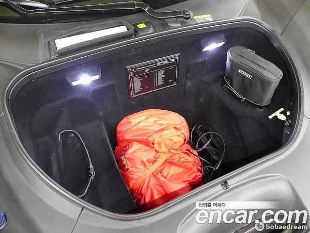 Ferrari F8 2020 — photo 4