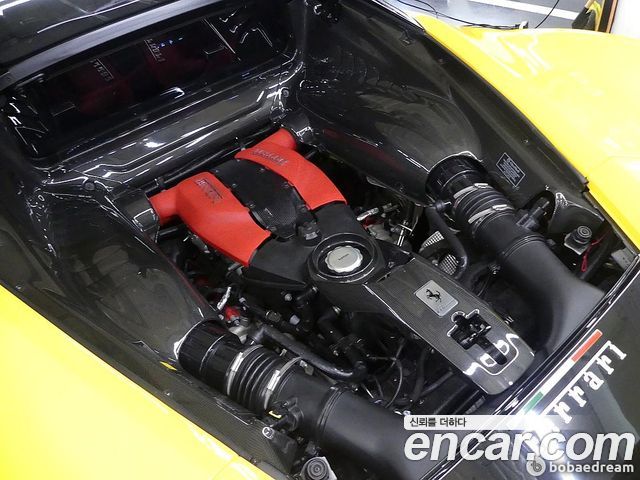 Ferrari F8 2020 — photo 6