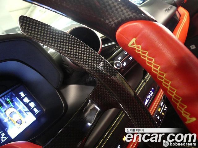 Ferrari F8 2020 — photo 17