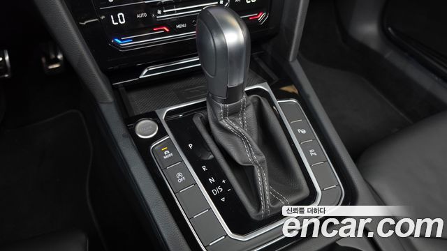 Volkswagen Arteon 2023 — photo 12