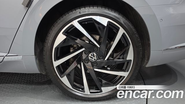 Volkswagen Arteon 2023 — photo 7