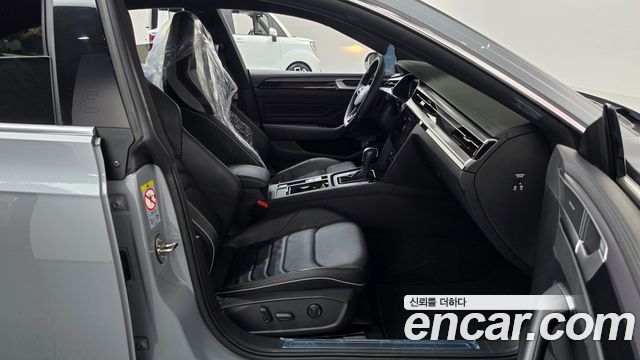 Volkswagen Arteon 2023 — photo 16