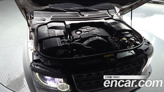 Land Rover Discovery 2014 — photo 6