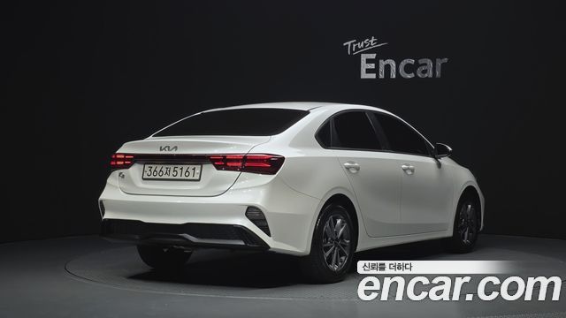 Kia K3 2022 — photo 2