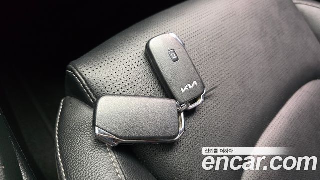 Kia K3 2022 — photo 24