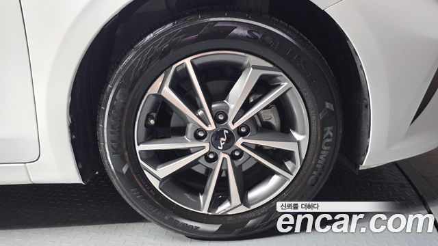 Kia K3 2022 — photo 7