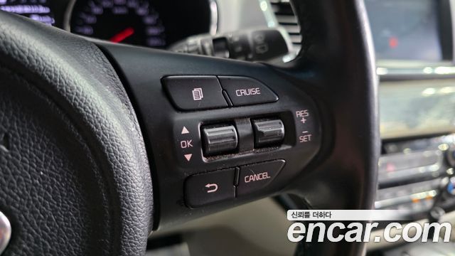Kia Canival 2018 — photo 22