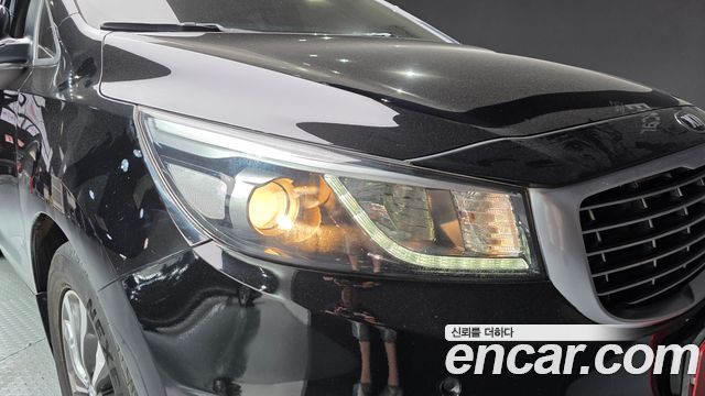 Kia Canival 2018 — photo 8