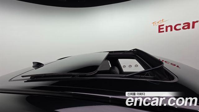 Genesis GV70 2021 — photo 18