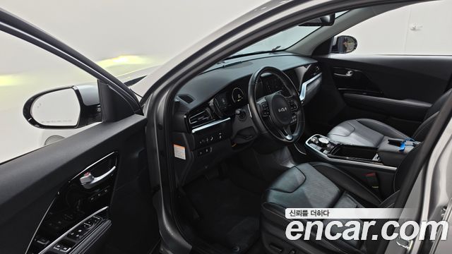 Kia Niro 2022 — photo 13