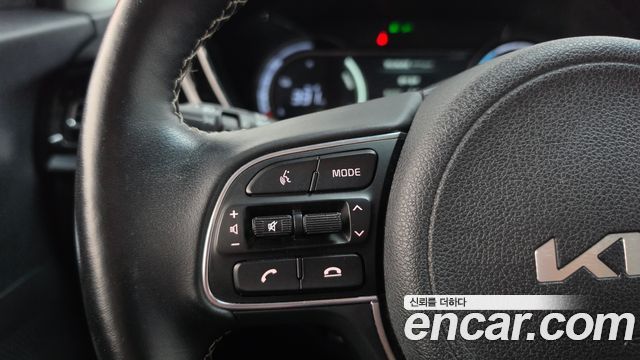 Kia Niro 2022 — photo 23