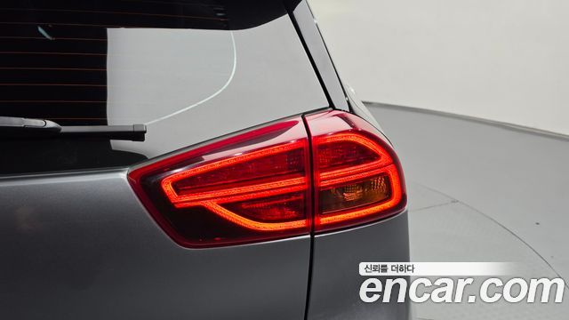 Kia Niro 2022 — photo 9