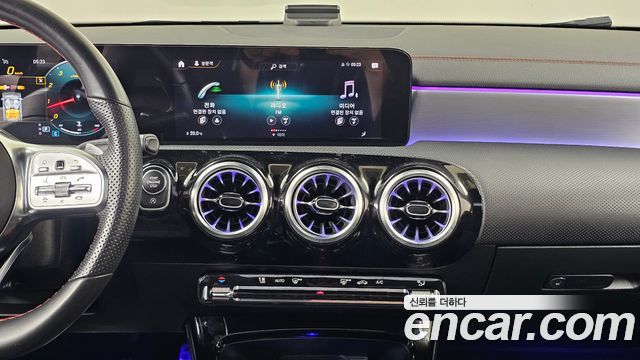 Mercedes-Benz CLA-Class 2021 — photo 14