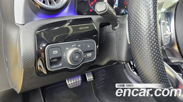 Mercedes-Benz CLA-Class 2021 — photo 16