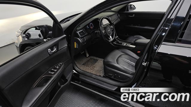 Kia K5 2016 — photo 10