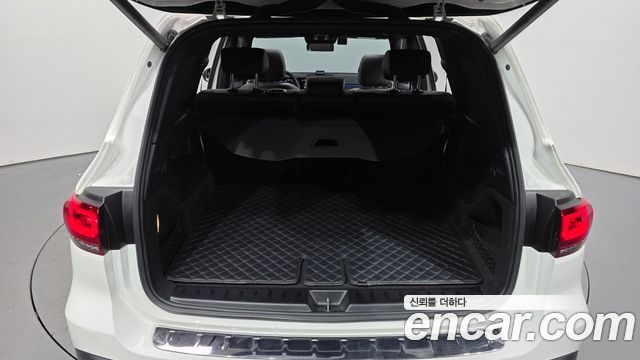 Mercedes-Benz EQB 2022 — photo 25