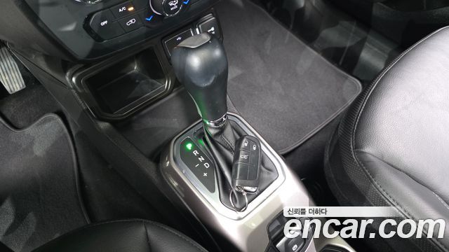 Jeep Renegade 2021 — photo 12