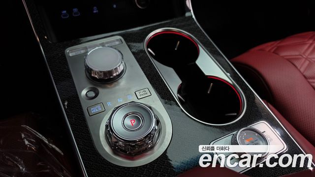 Genesis GV80 2024 — photo 12