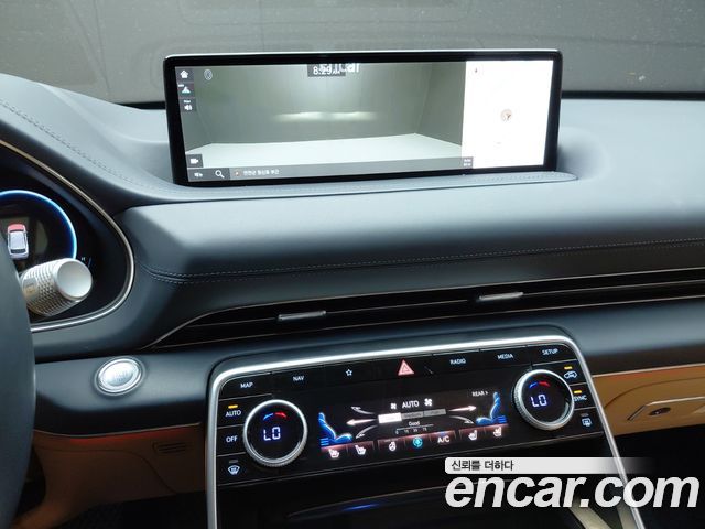 Genesis GV80 2022 — photo 13