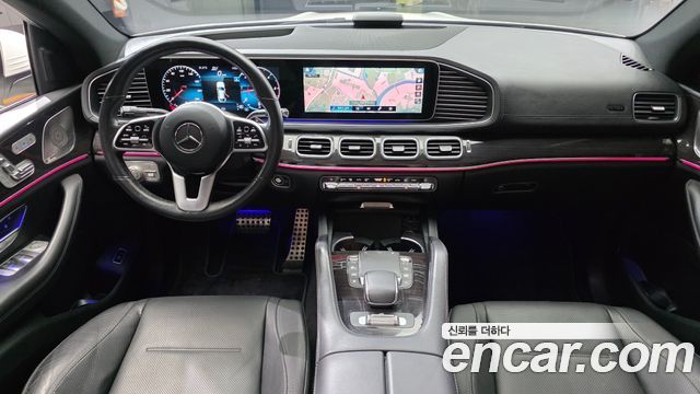 Mercedes-Benz GLE-Class 2021 — photo 10