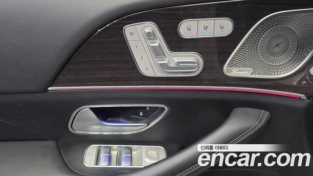 Mercedes-Benz GLE-Class 2021 — photo 19