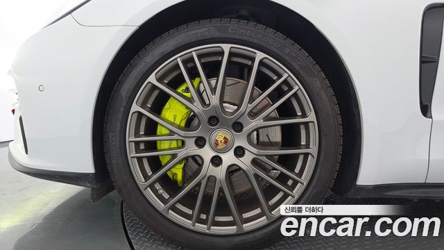 Porsche Panamera 2023 — photo 5